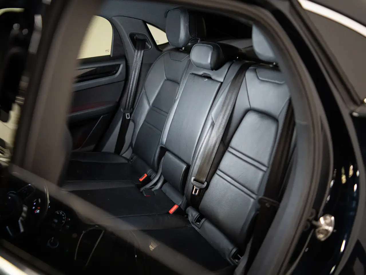 Porsche Cayenne снимка Porsche Cayenne
