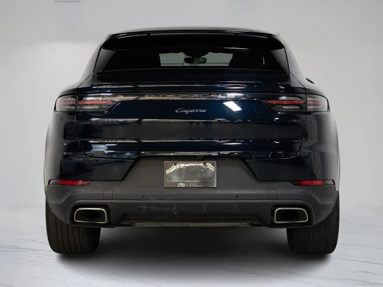 Porsche Cayenne снимка Porsche Cayenne