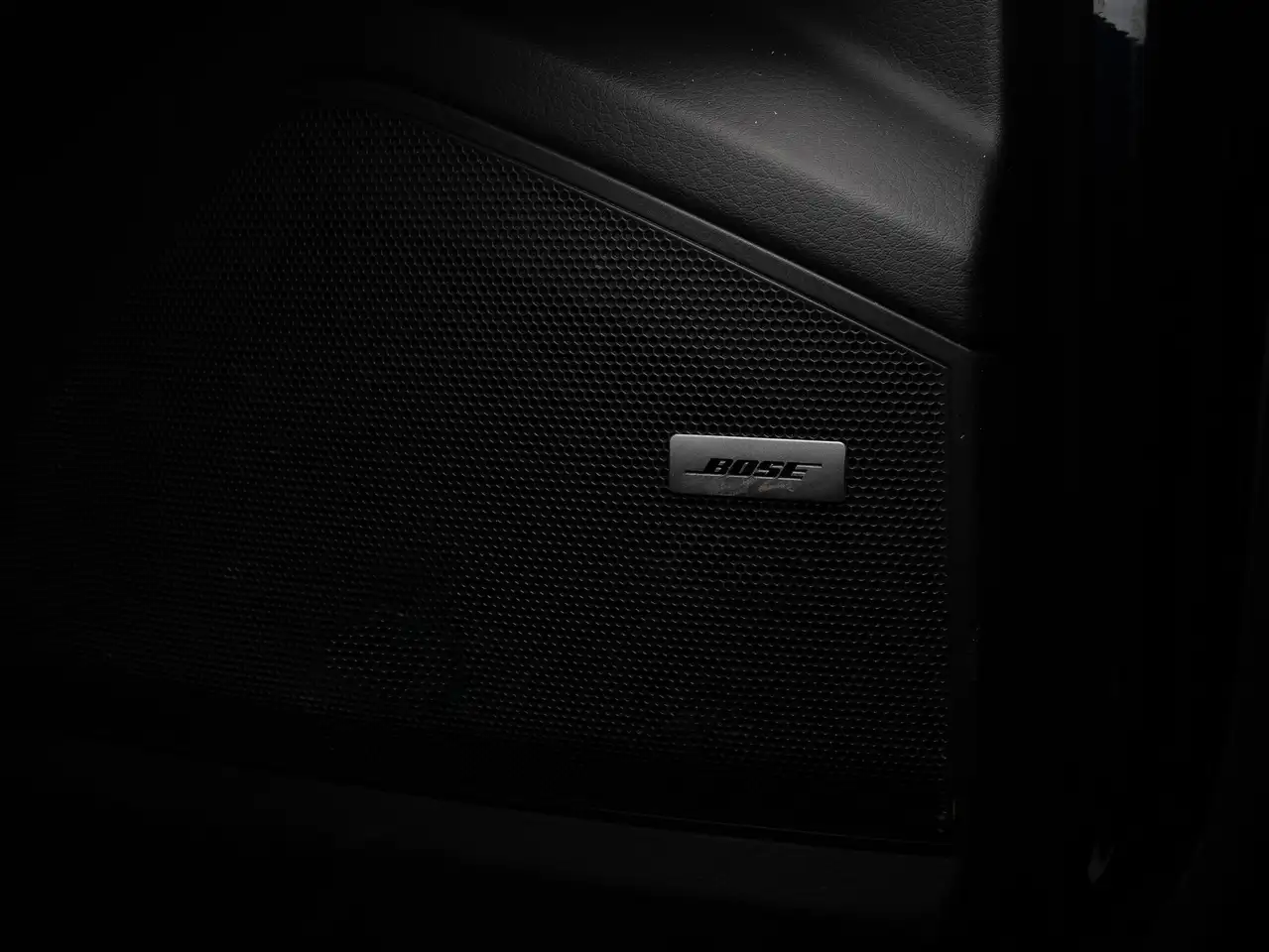 Porsche Cayenne снимка Porsche Cayenne