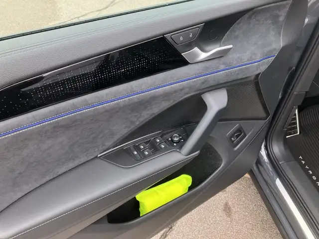 Volkswagen Tayron view 6