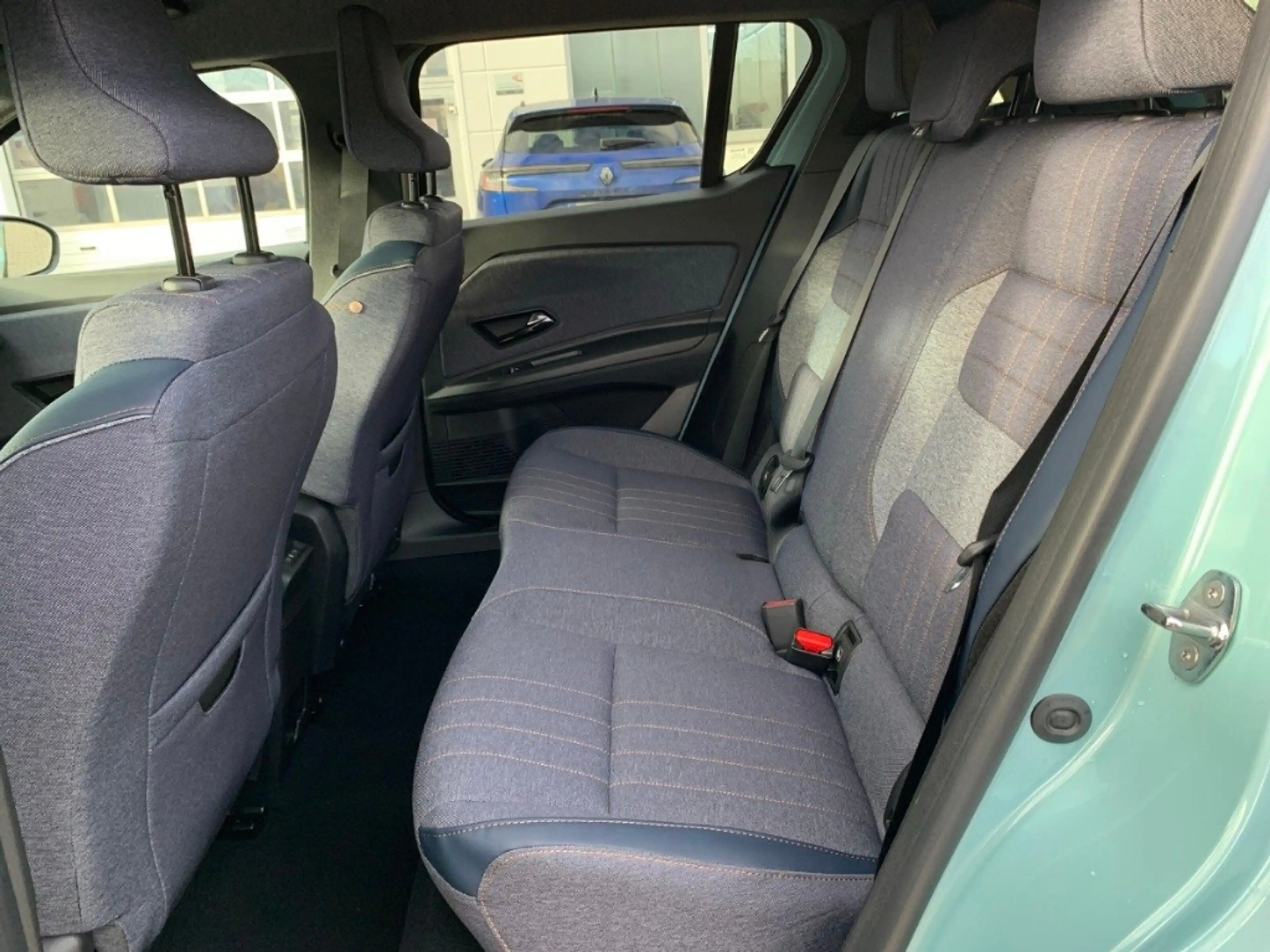 Renault R 4 E-TECH TECHNO 150 COMFORT RANGE E-FA RDERUNG E-FÖR — photo 11