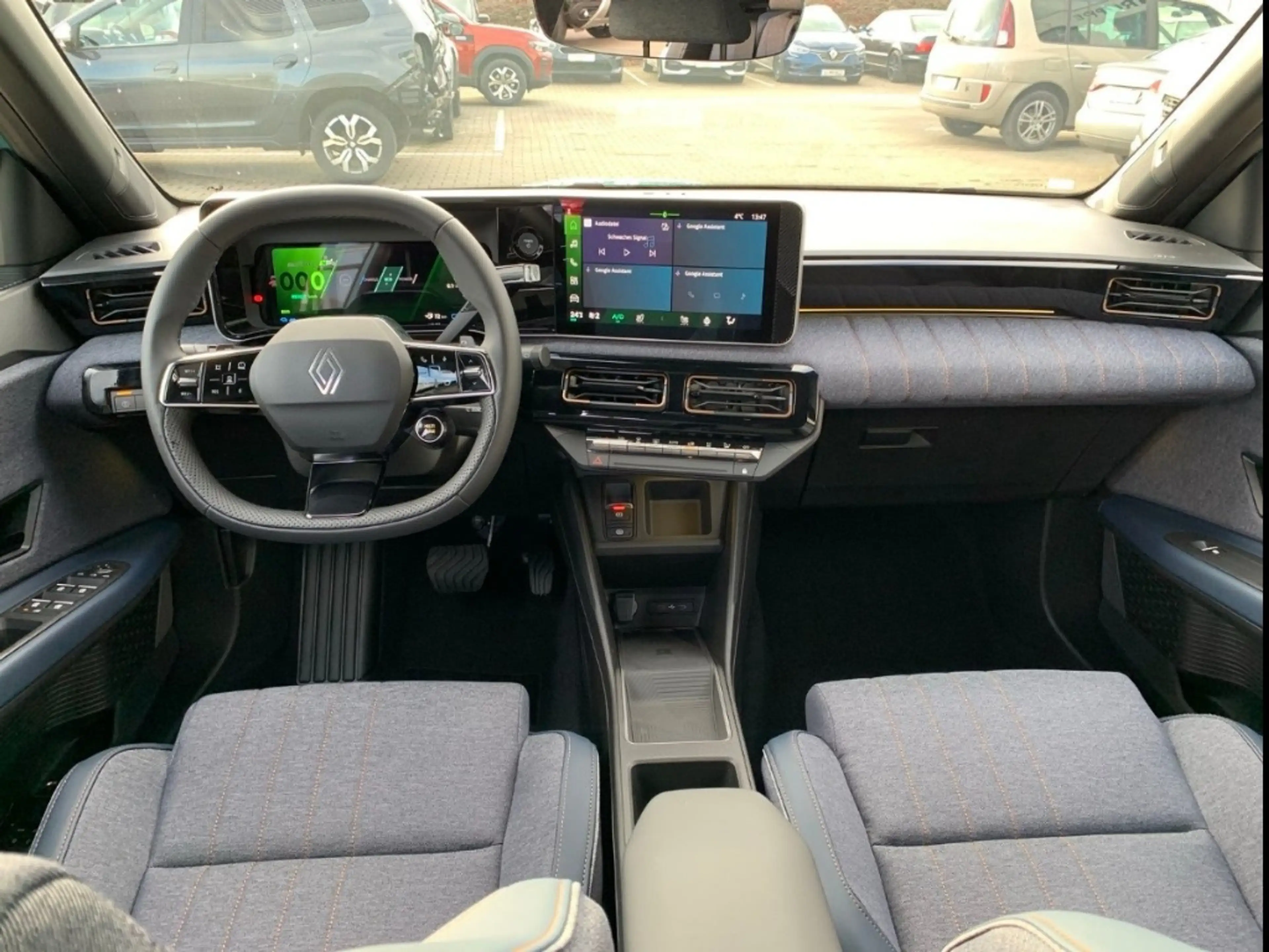 Renault R 4 E-TECH TECHNO 150 COMFORT RANGE E-FA RDERUNG E-FÖR — photo 14