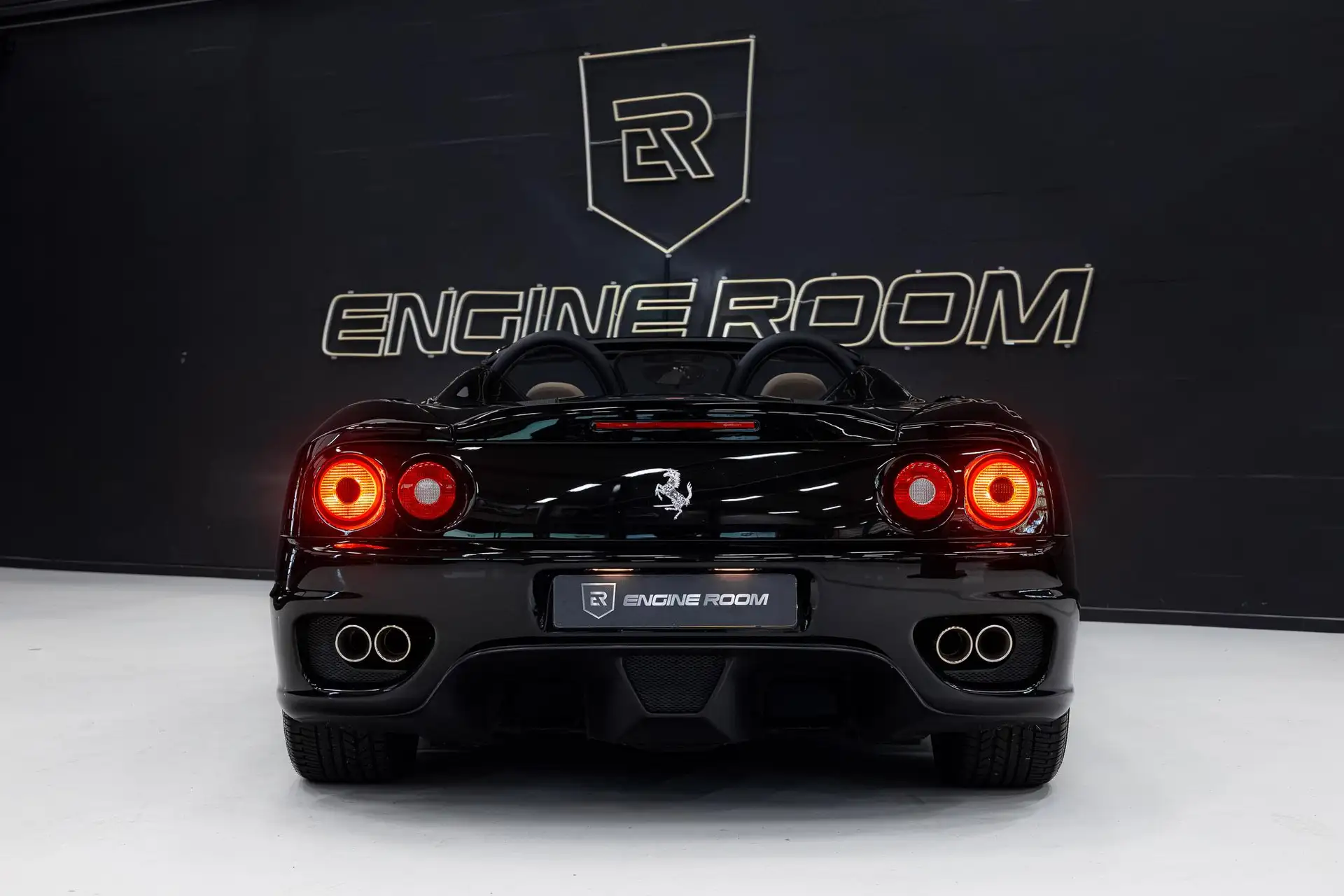 페라리 360 Spider 2002 검정 사진 5