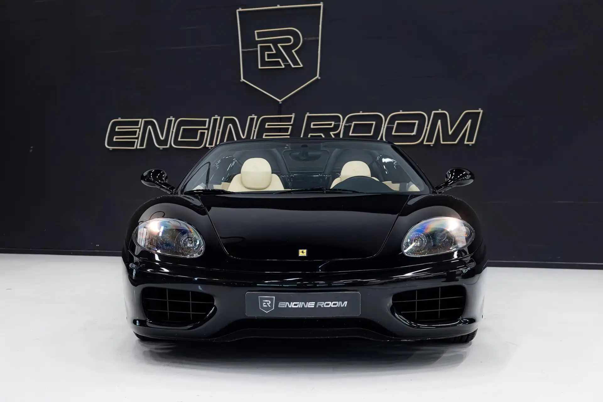 페라리 360 Spider 2002 검정 사진 4