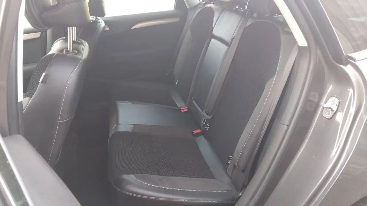 Citroen C4 Berline — photo 9