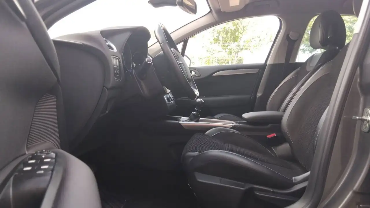 Citroen C4 Berline — photo 26