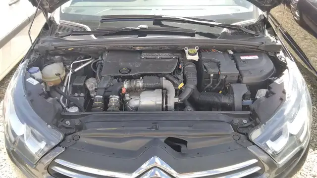 Citroen C4 view 15
