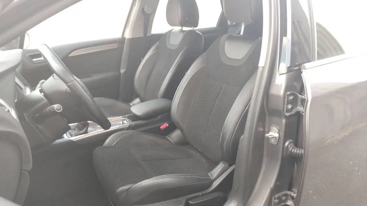 Citroen C4 Berline — photo 29