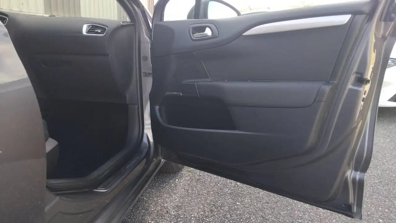 Citroen C4 Berline — photo 24