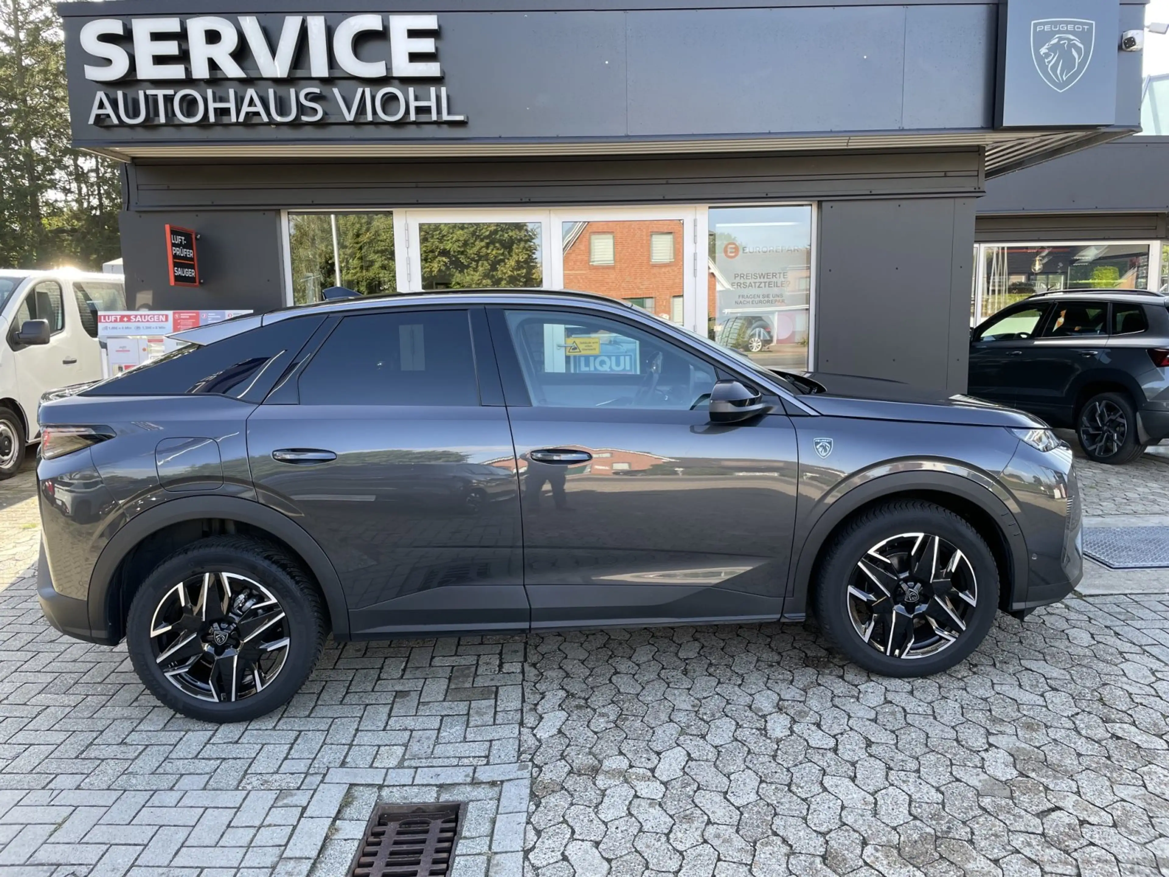 Peugeot 3008 Hybrid 145 e-DSC6 GT RFK mit 360° / FZH / SHZ — photo 6