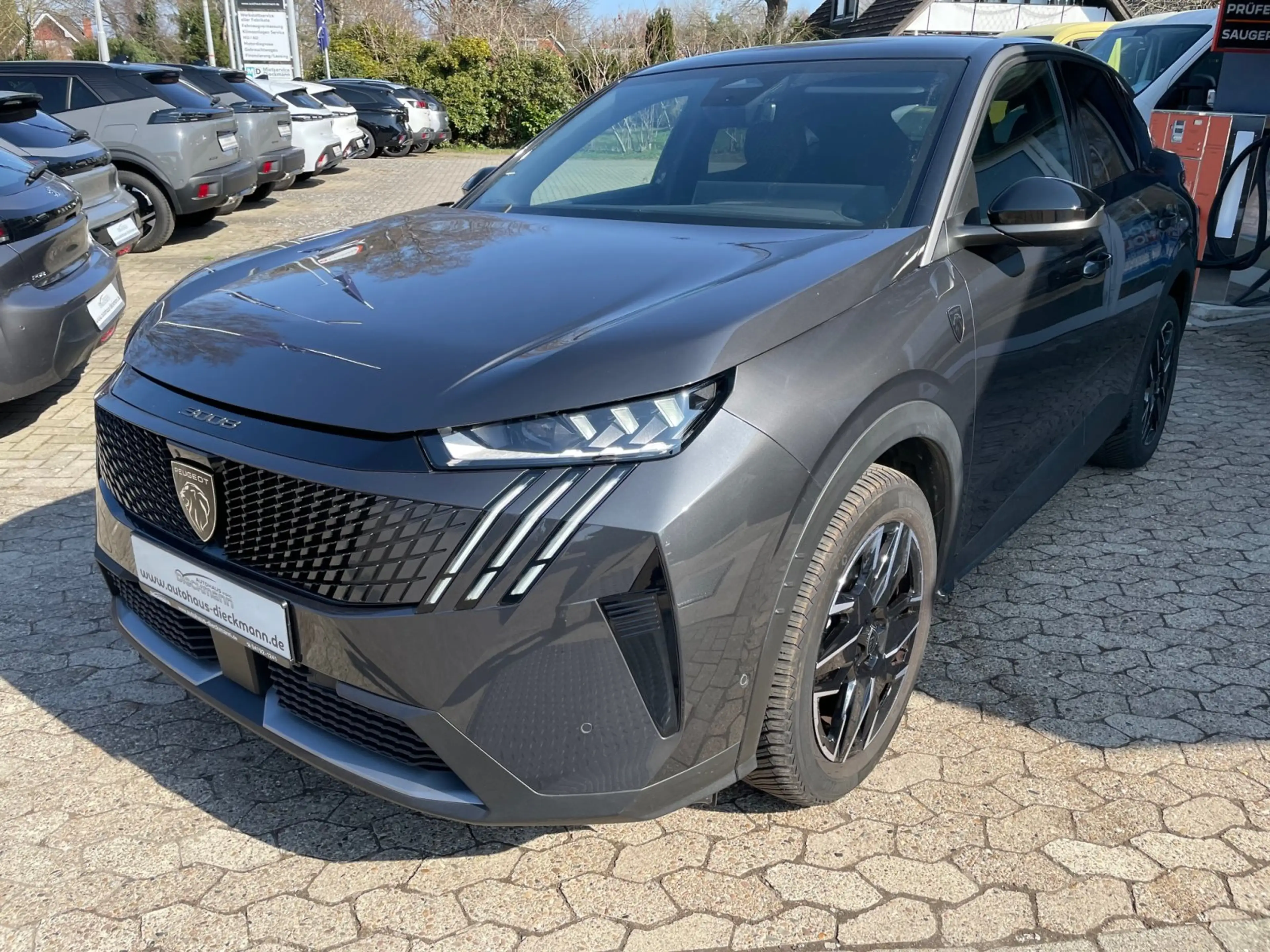 Peugeot 3008 Hybrid 145 e-DSC6 GT RFK mit 360° / FZH / SHZ — photo 2