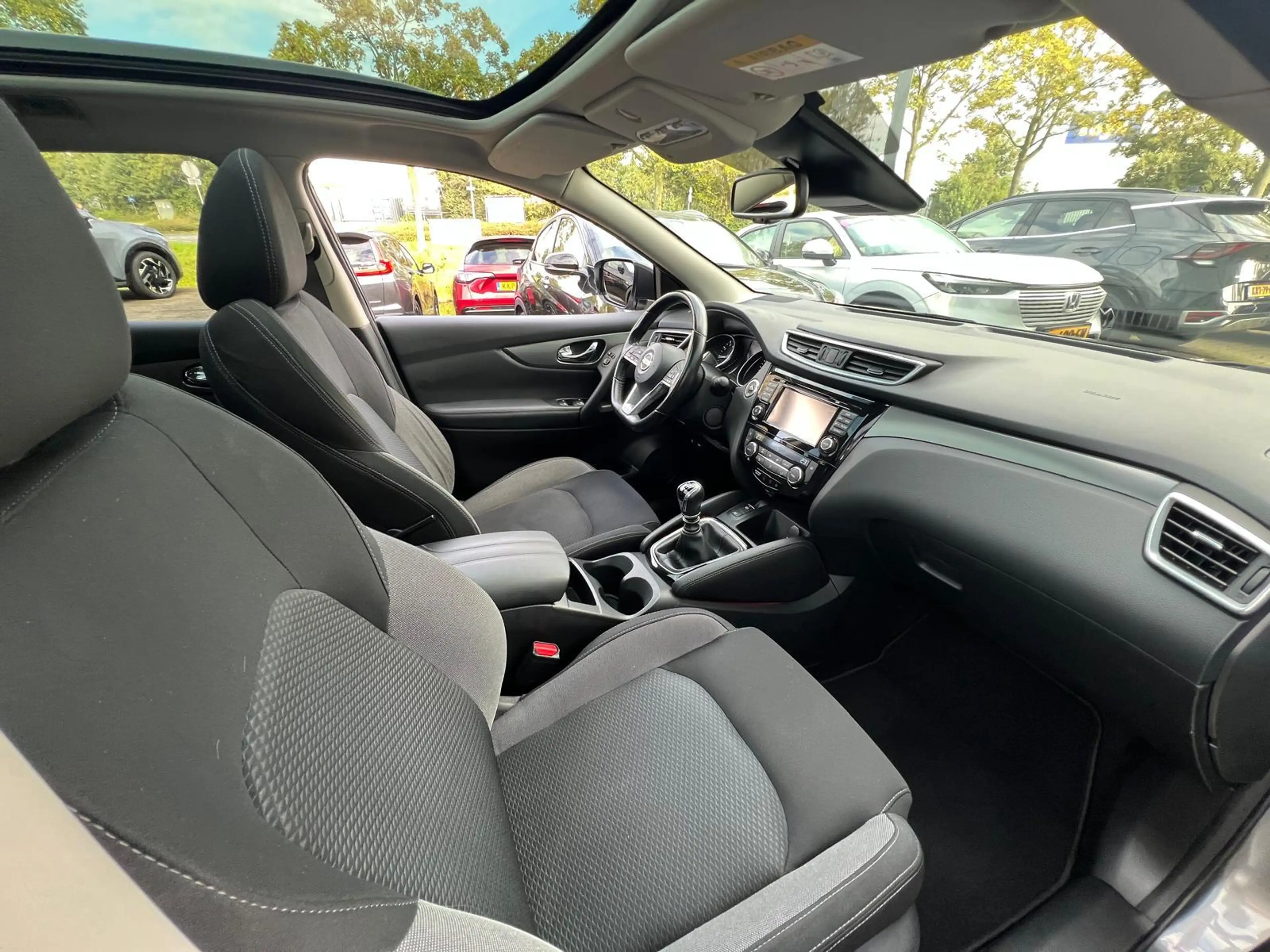 Nissan Qashqai 1.3 DIG-T Acenta | 360 CAMERA | NAVIGATIE | PANORA — photo 11