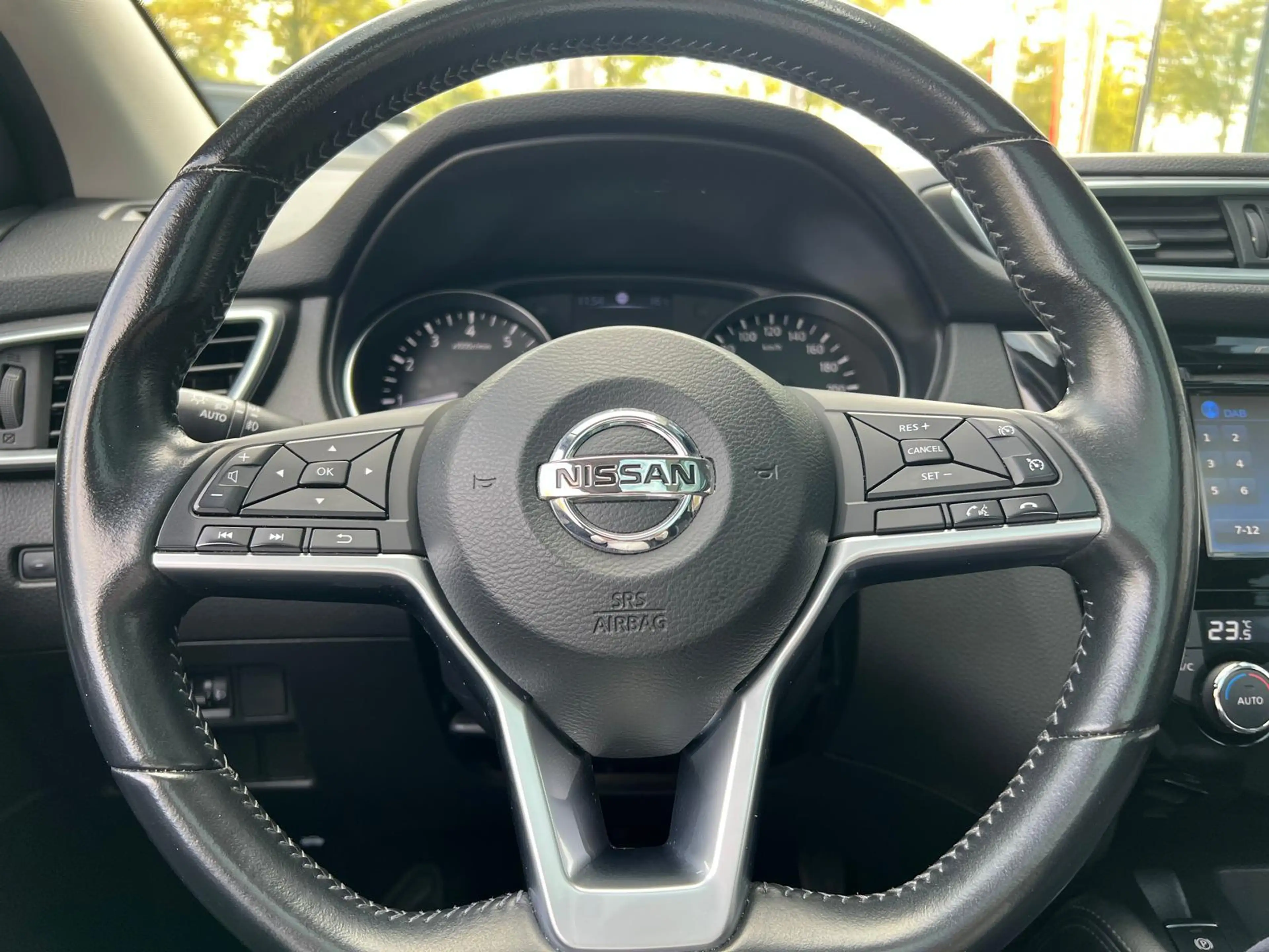 Nissan Qashqai 1.3 DIG-T Acenta | 360 CAMERA | NAVIGATIE | PANORA — photo 30