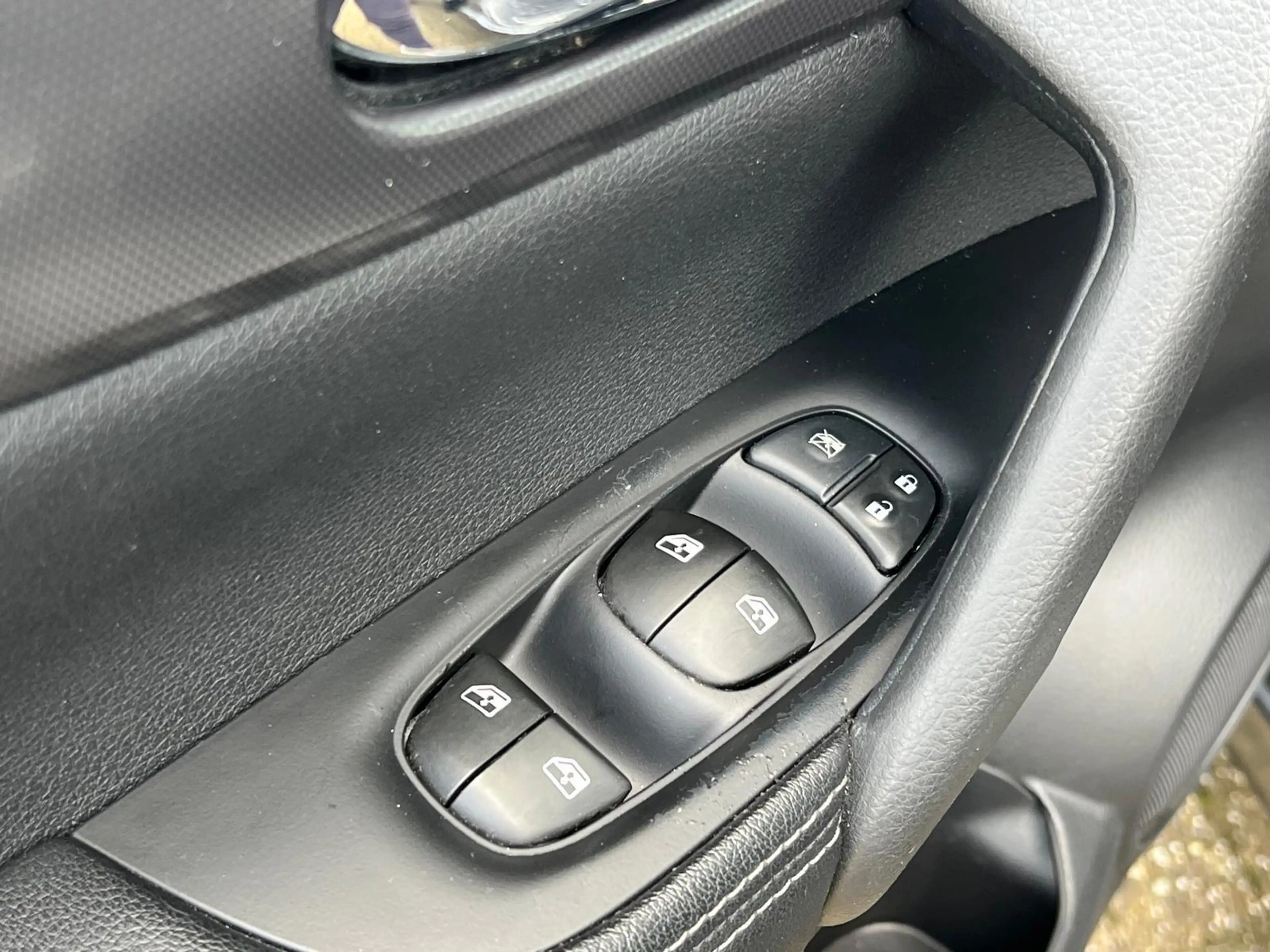 Nissan Qashqai 1.3 DIG-T Acenta | 360 CAMERA | NAVIGATIE | PANORA — photo 28