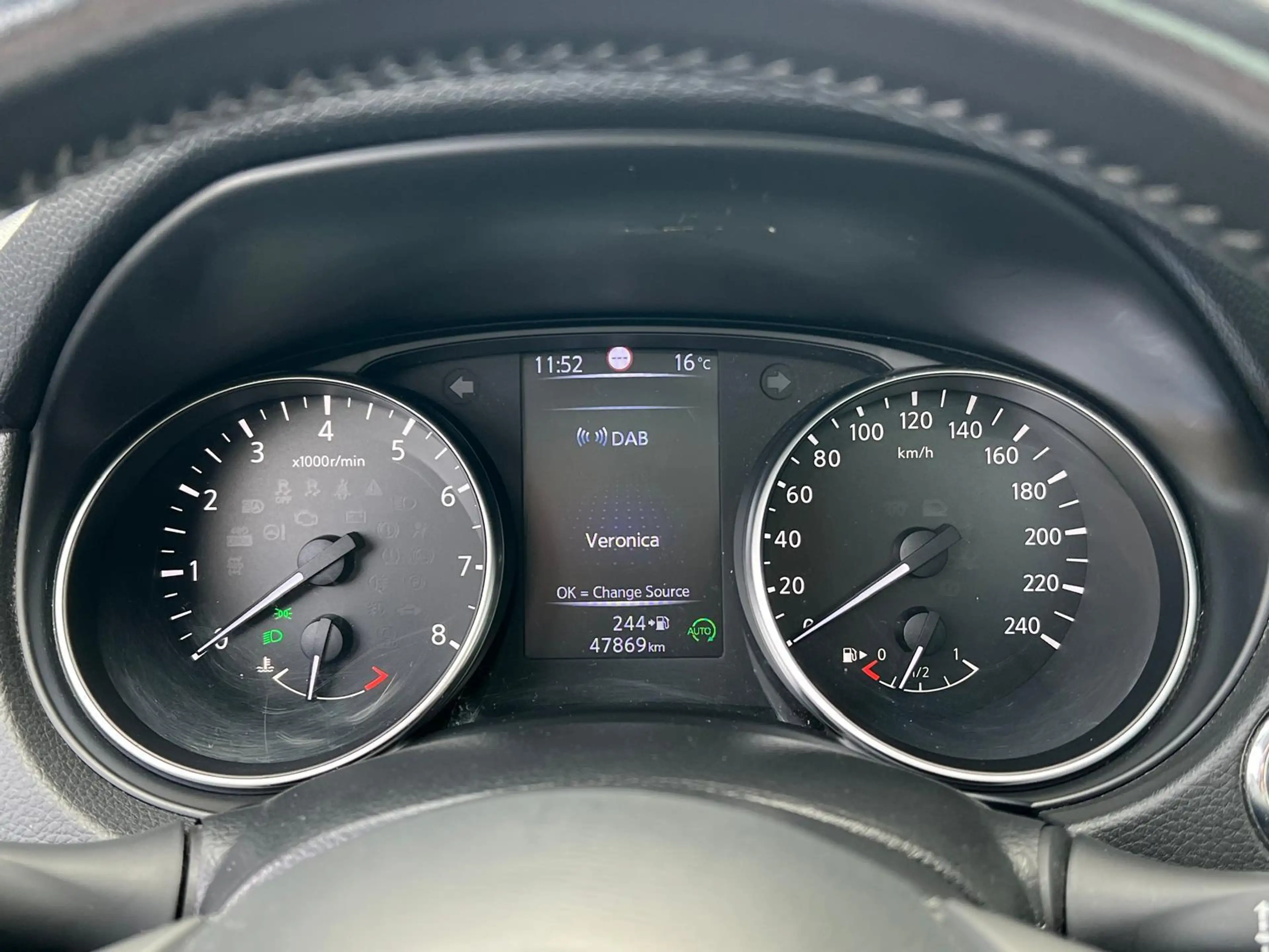 Nissan Qashqai 1.3 DIG-T Acenta | 360 CAMERA | NAVIGATIE | PANORA — photo 34