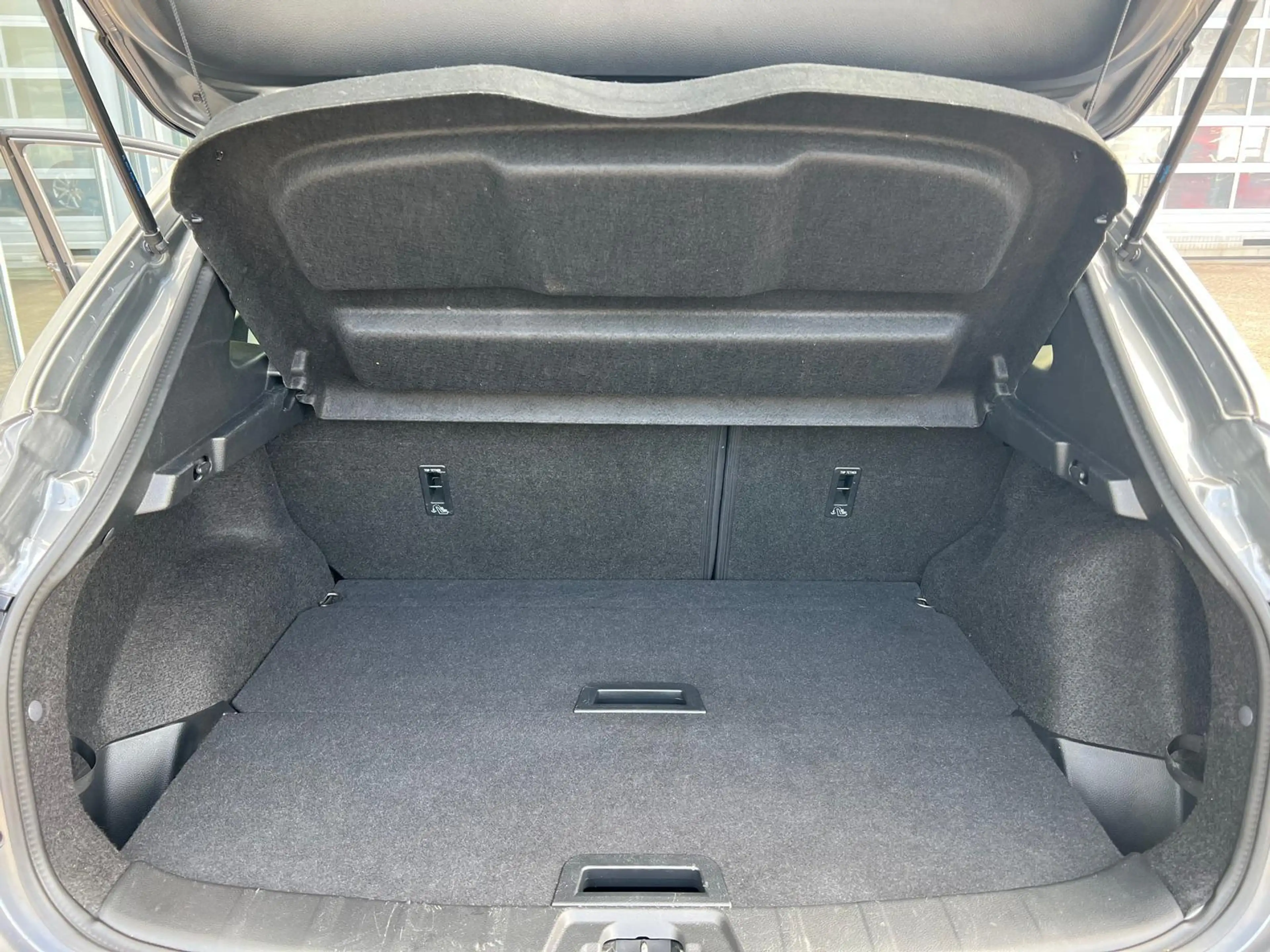 Nissan Qashqai 1.3 DIG-T Acenta | 360 CAMERA | NAVIGATIE | PANORA — photo 36
