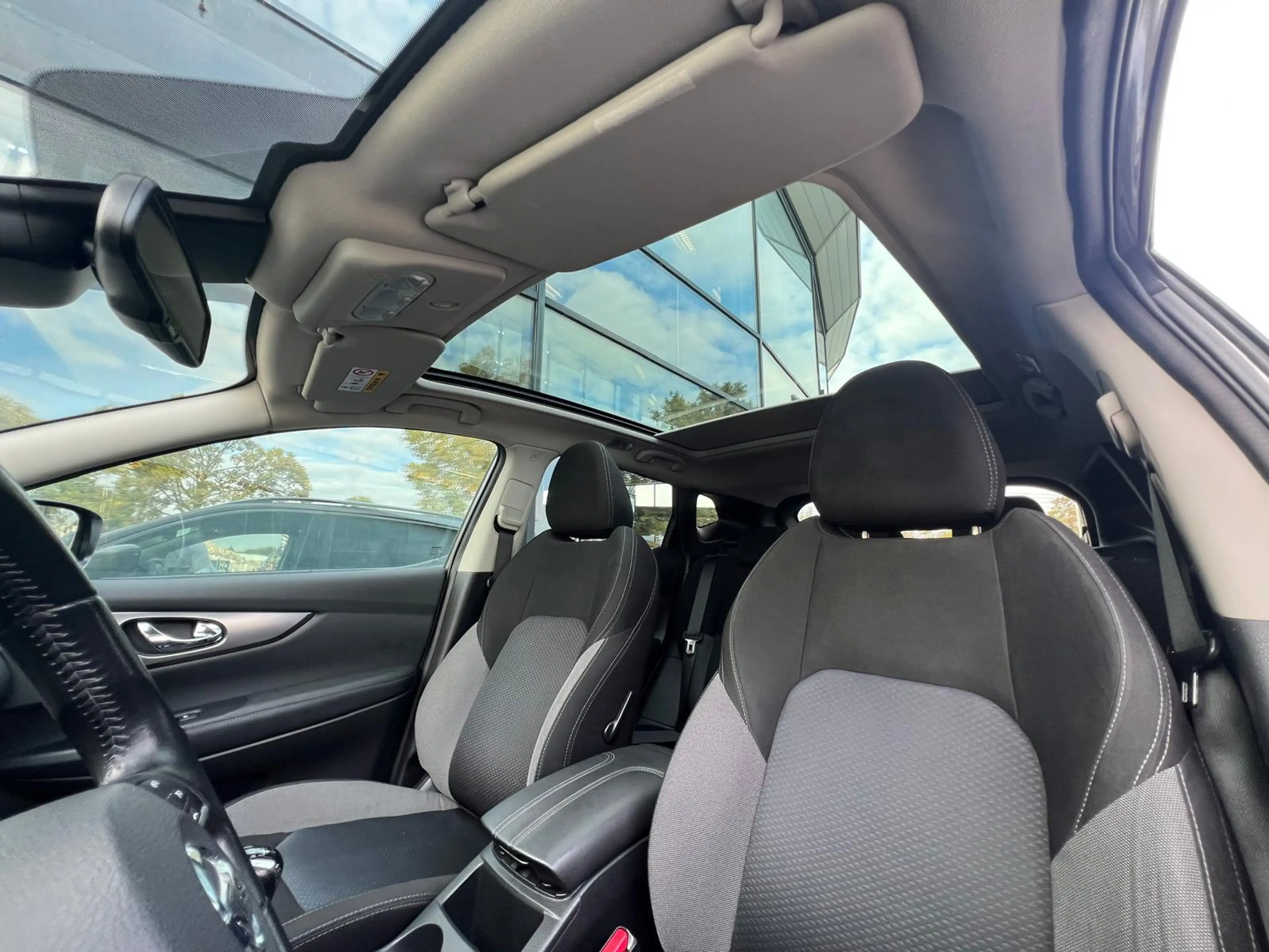 Nissan Qashqai 1.3 DIG-T Acenta | 360 CAMERA | NAVIGATIE | PANORA — photo 16