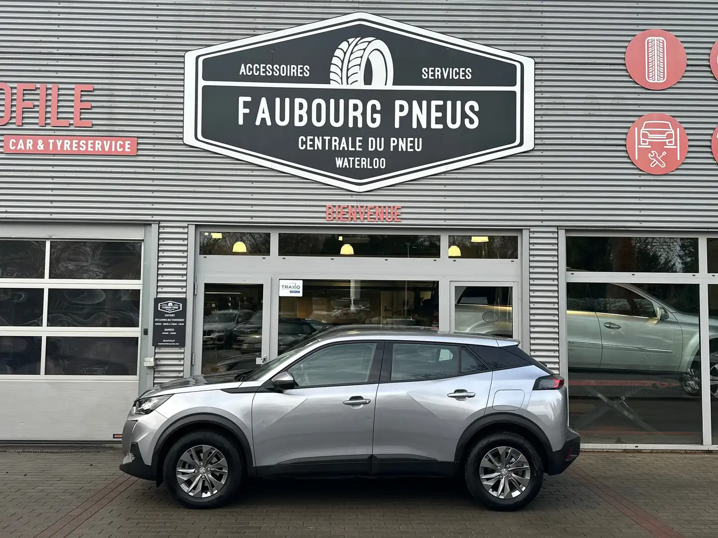 Peugeot 2008 *SERVICE-100%-PEUGEOT*CAMERA*NAVIGATION*CAR-PLAY* Gris - 2