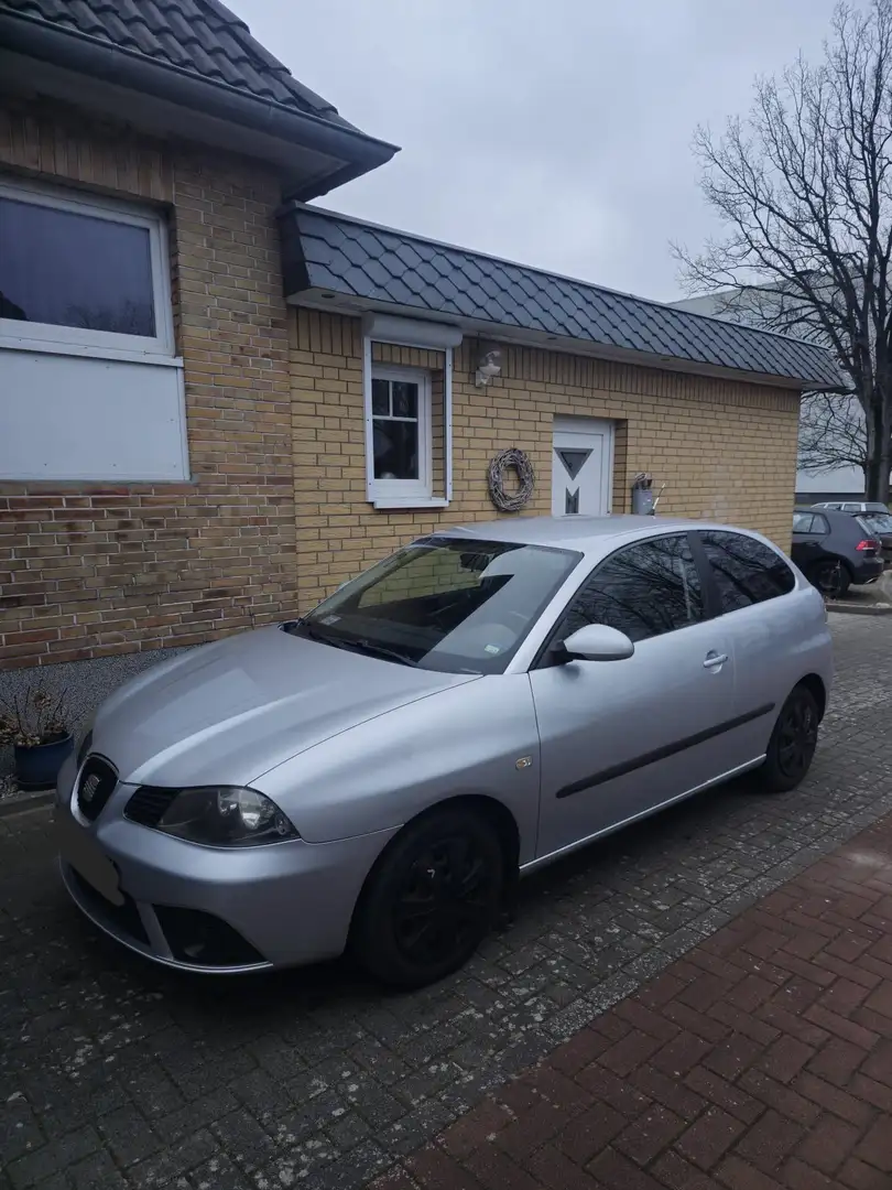 SEAT Ibiza Sport Edition Grau - 1