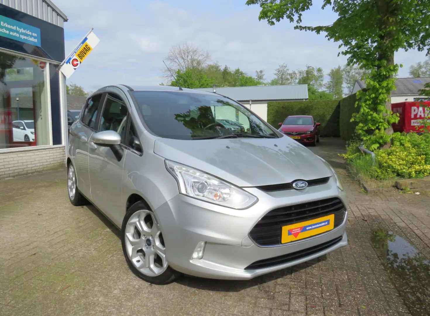 Ford B-Max 1.0 EcoBoost Titanium NWE. D-RIEM / AIRCO/ECC / TR Grijs - 2