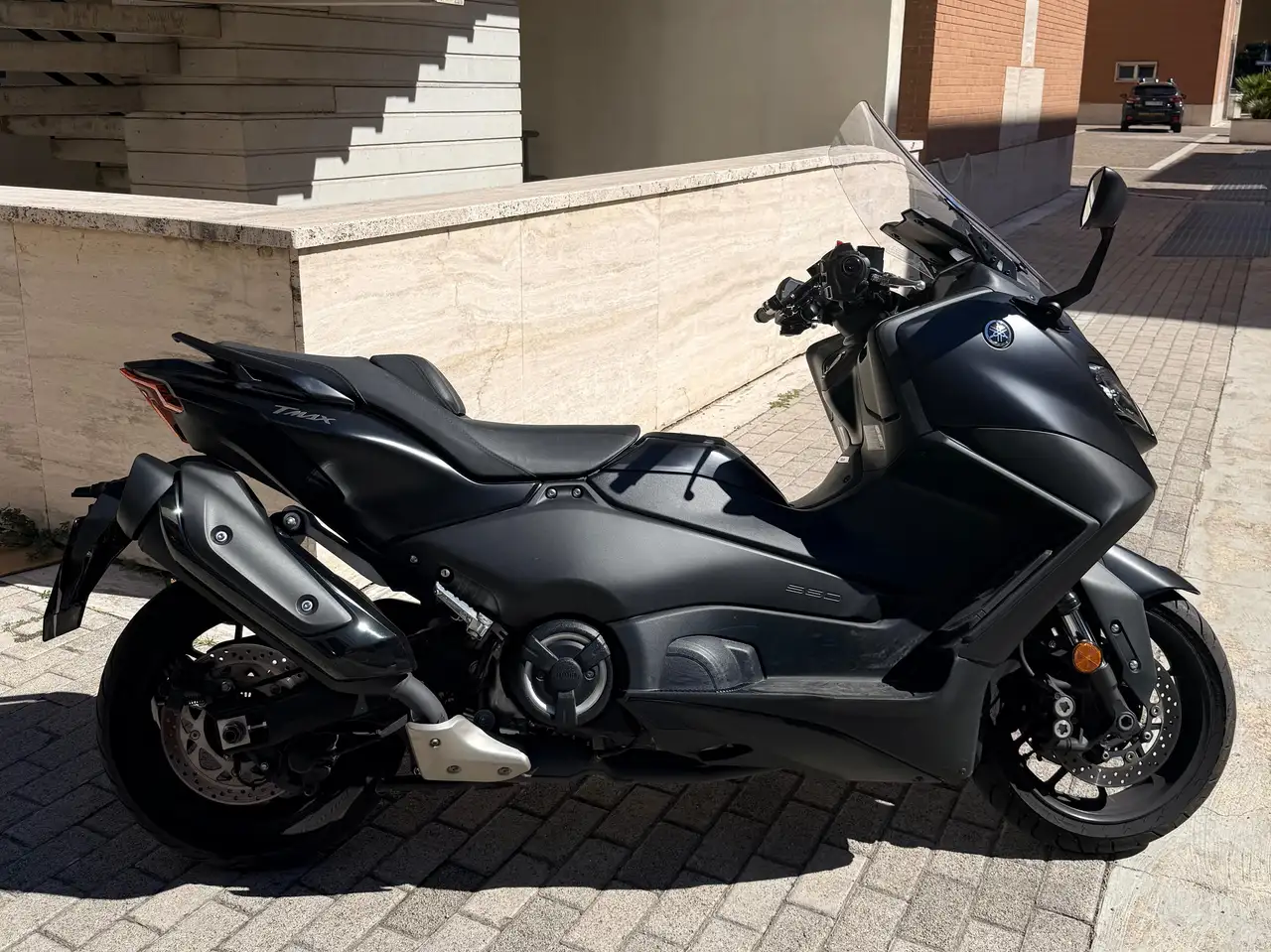 Yamaha Tmax 560