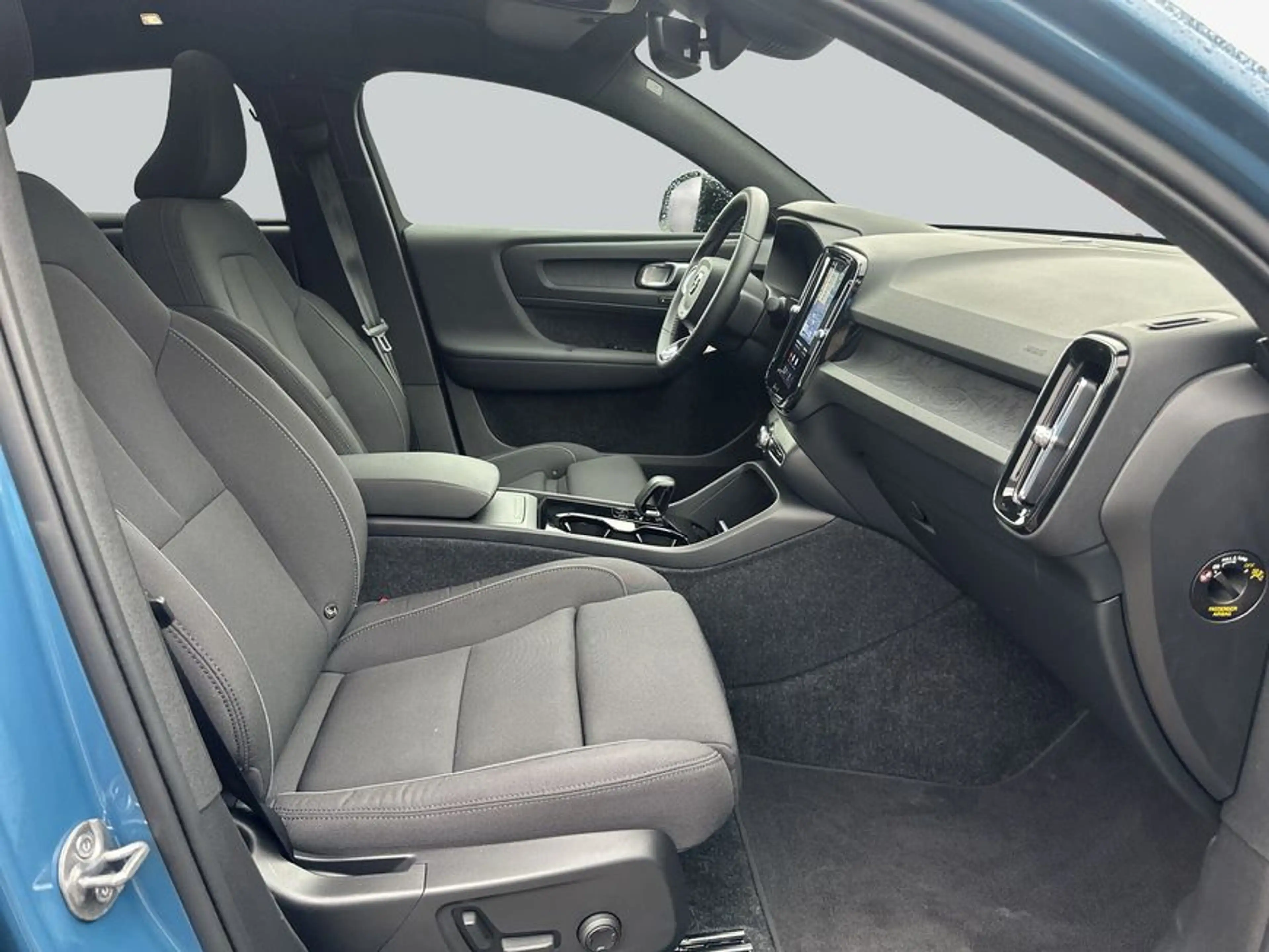 Volvo C40 Recharge Twin Motor Ultimate — photo 9
