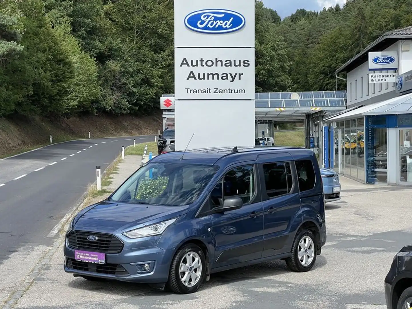 Ford Tourneo Connect Trend Blau - 1