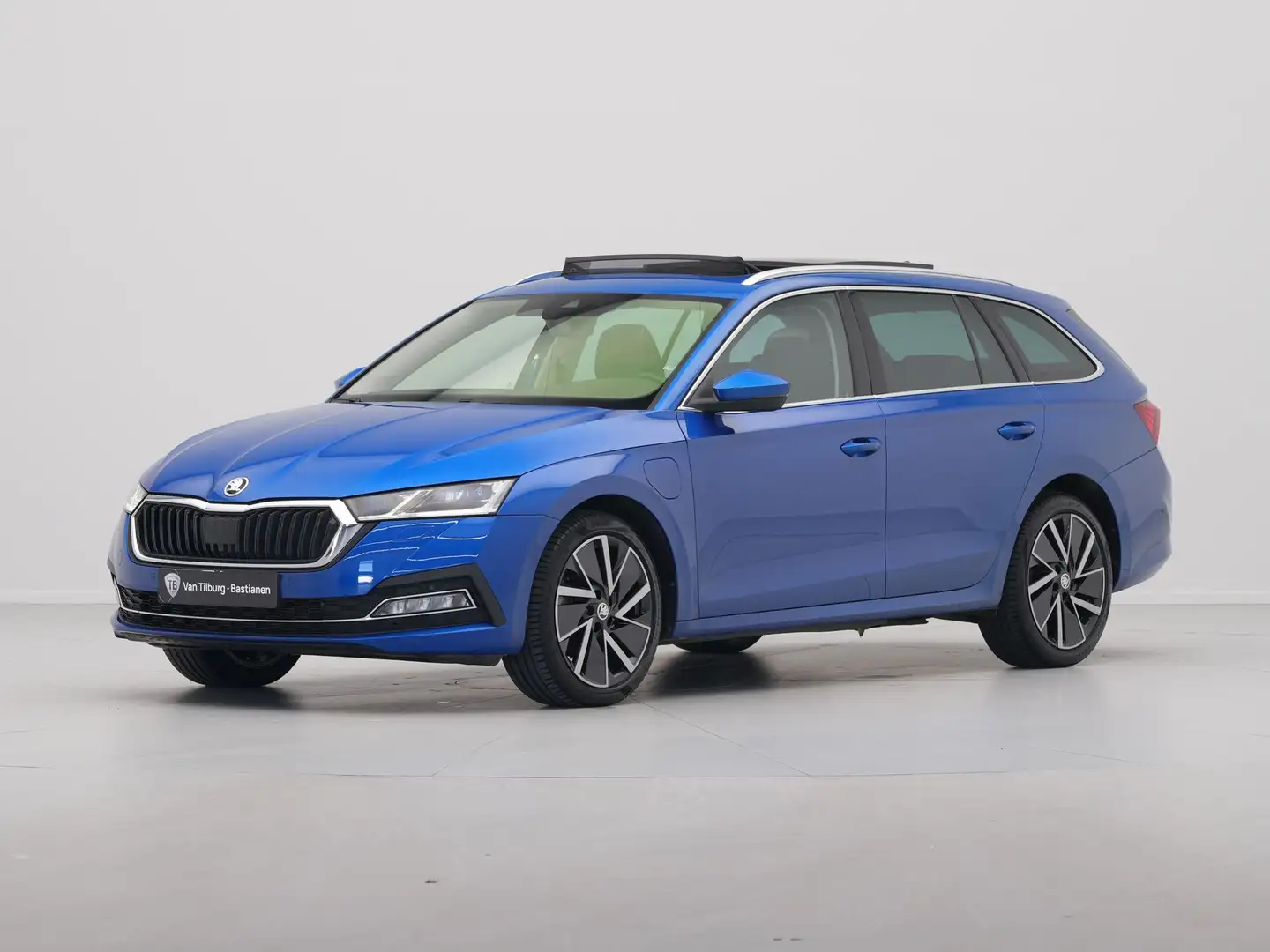 Skoda Octavia Combi 1.4 TSI 204pk iV PHEV Style First Edition Pa Blauw - 2