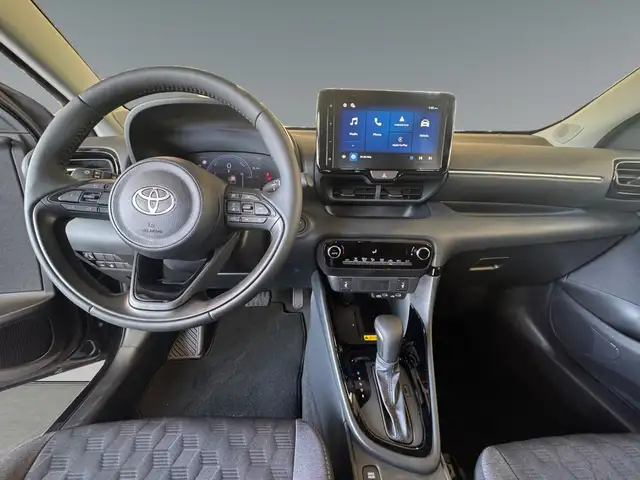Toyota Yaris view 10