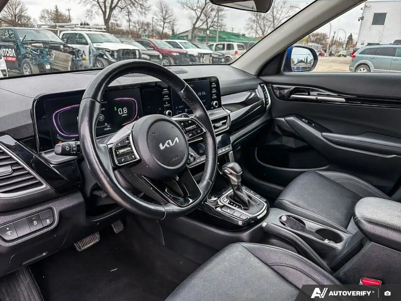 Kia Seltos снимка Kia Seltos