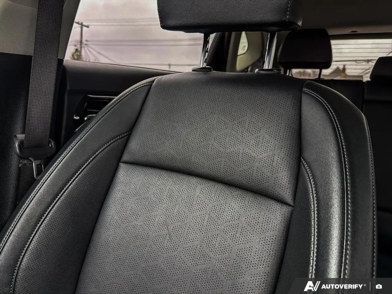 Kia Seltos снимка Kia Seltos