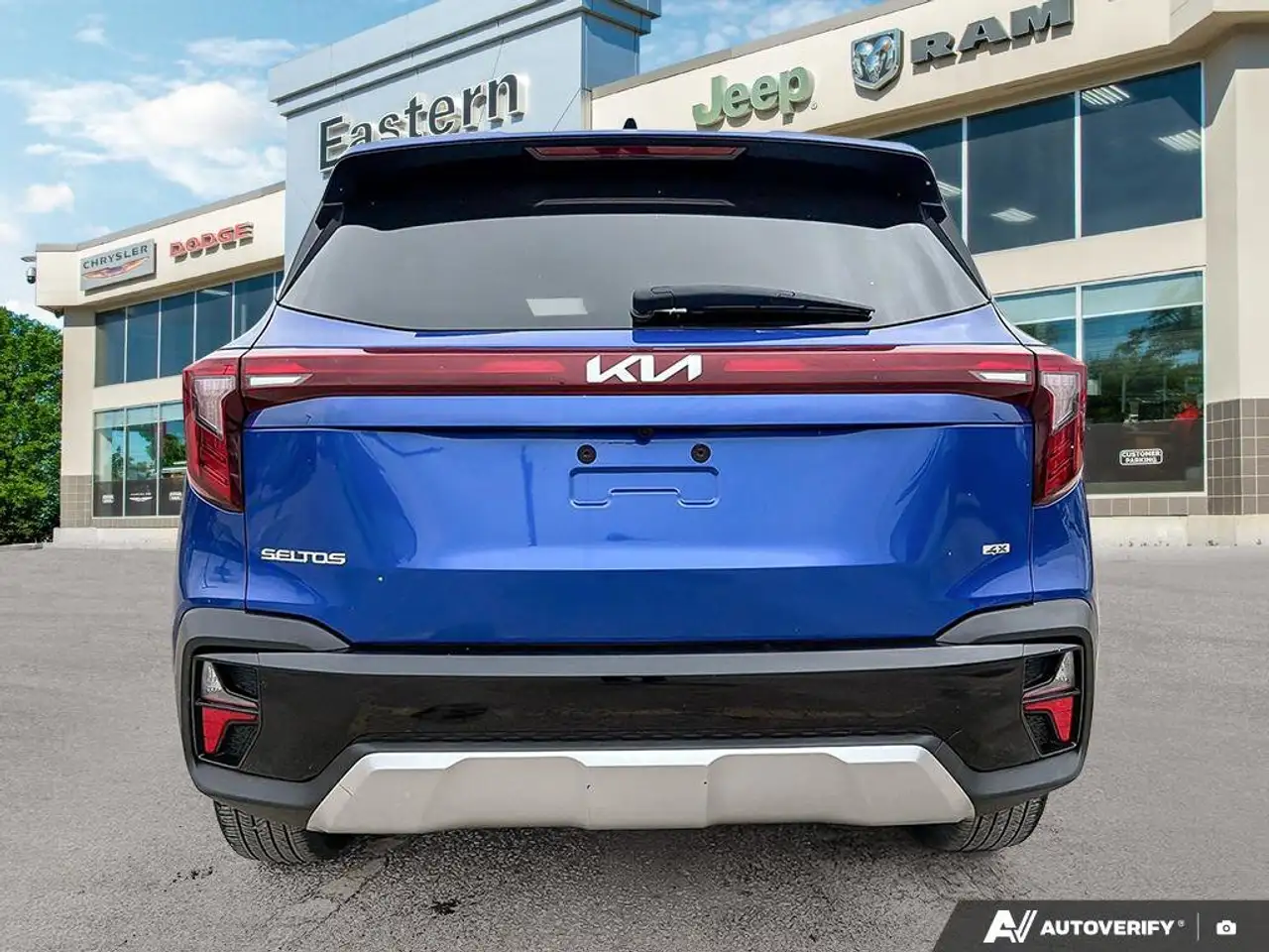 Kia Seltos снимка Kia Seltos