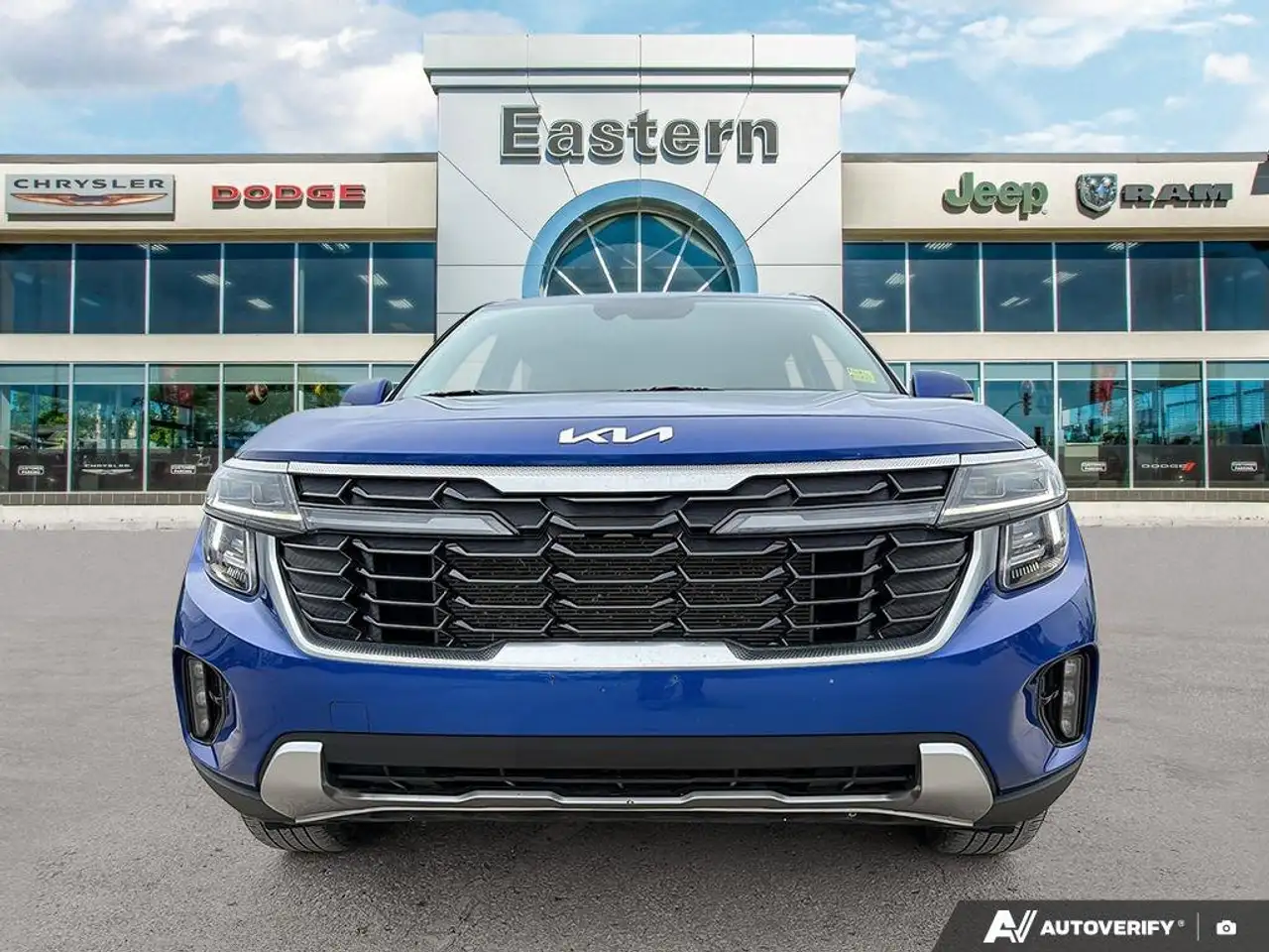 Kia Seltos снимка Kia Seltos
