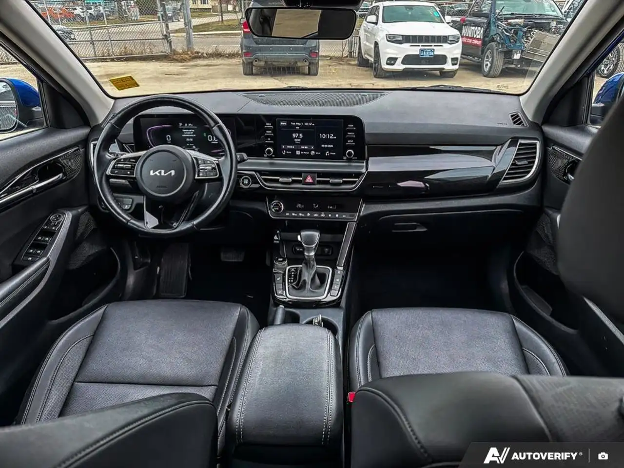 Kia Seltos снимка Kia Seltos