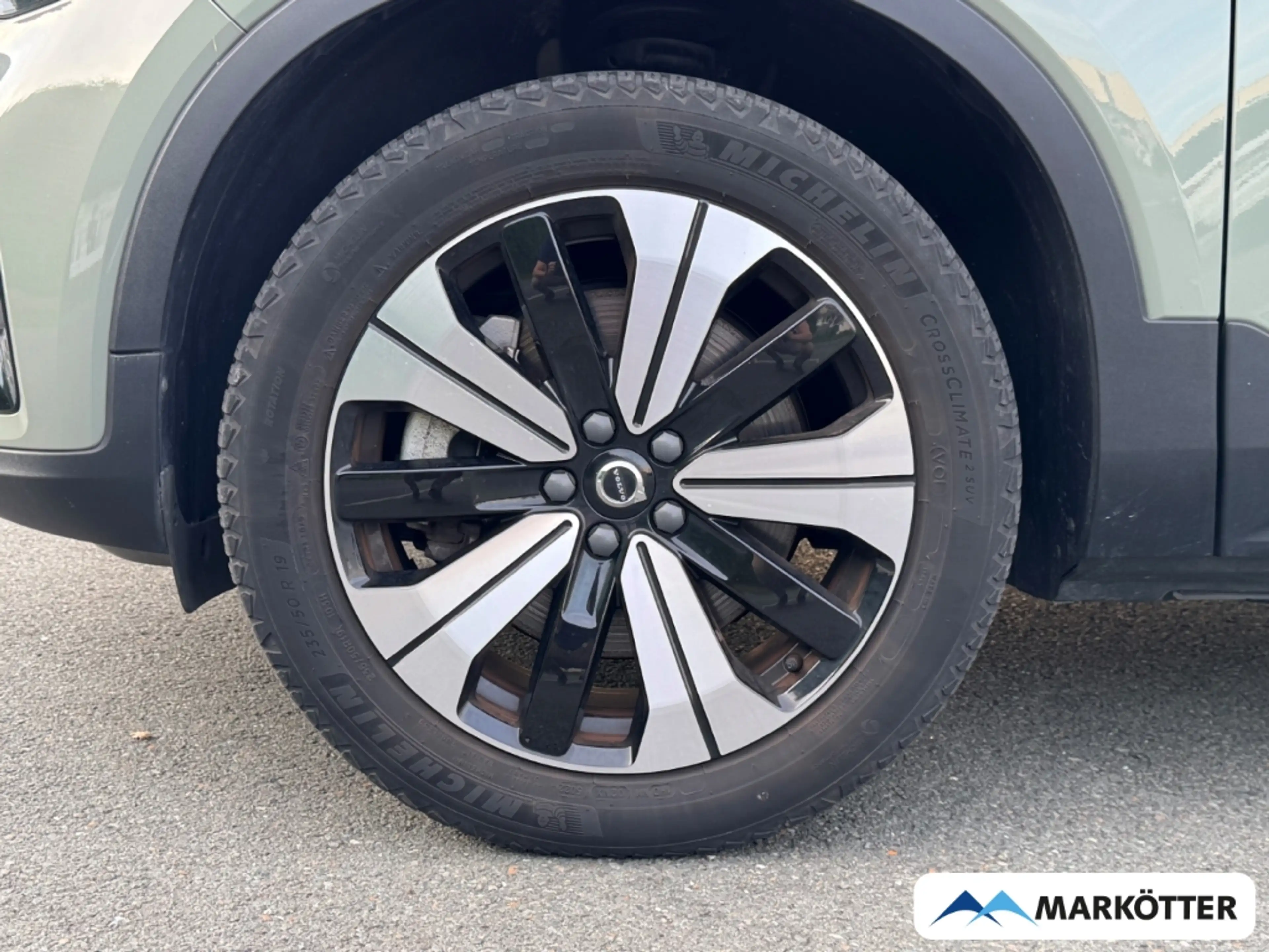 Volvo XC40 Plus Recharge ACC/Memory/H&K/DAB/Keyless — photo 15