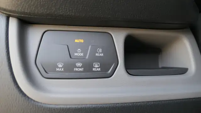 Volkswagen ID. Buzz VW ID. Buzz Cargo Pro 4MOTION 250 kW Ansicht 8