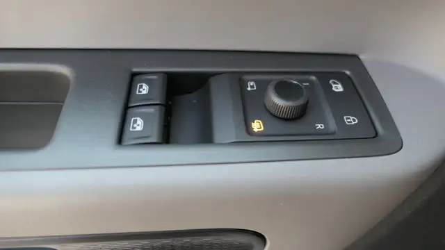 Volkswagen ID. Buzz VW ID. Buzz Cargo Pro 4MOTION 250 kW Ansicht 9