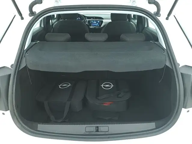 Opel Corsa-E view 14