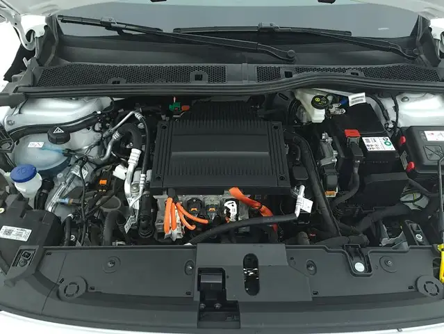 Opel Corsa-E view 13