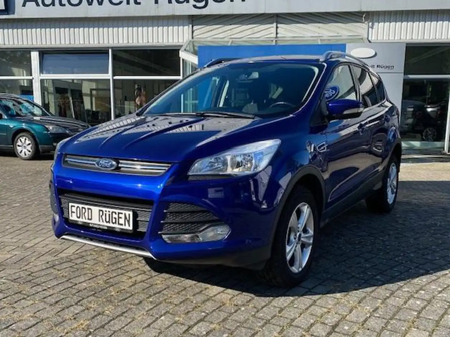 Ford Kuga Trend Blau - 1