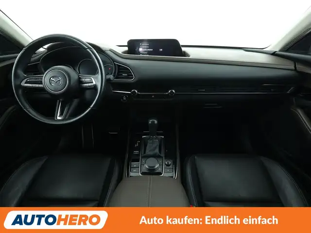 Mazda CX-30 view 12