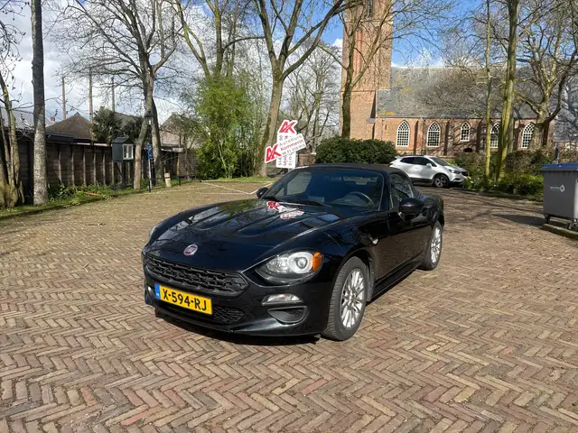Fiat 124 Spider 1.4 MultiAir Turbo. Wij zijn altijd de goedkoopste