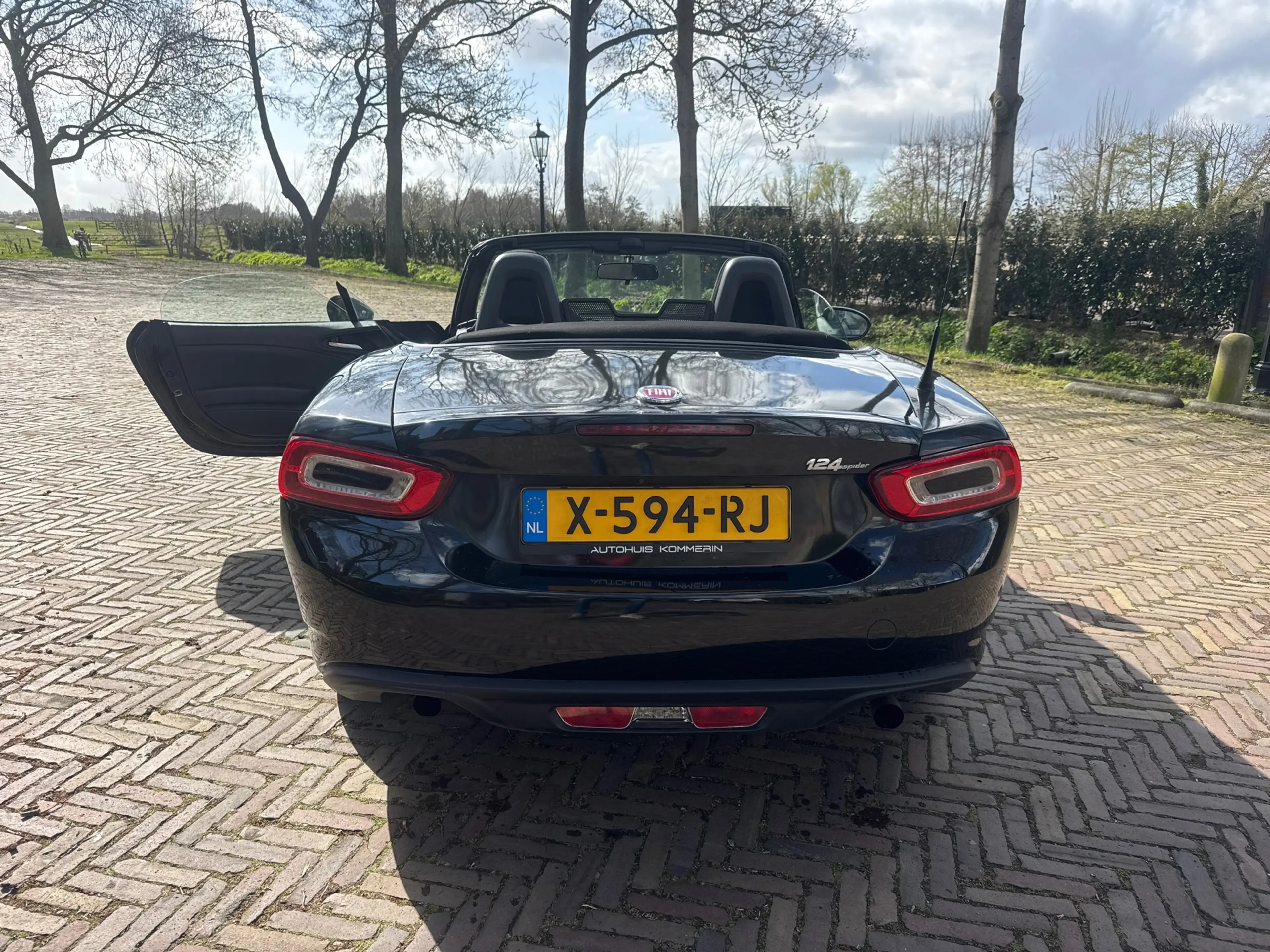Fiat 124 Spider 1.4 MultiAir Turbo Lusso. Wij zijn altijd de goedk — photo 3