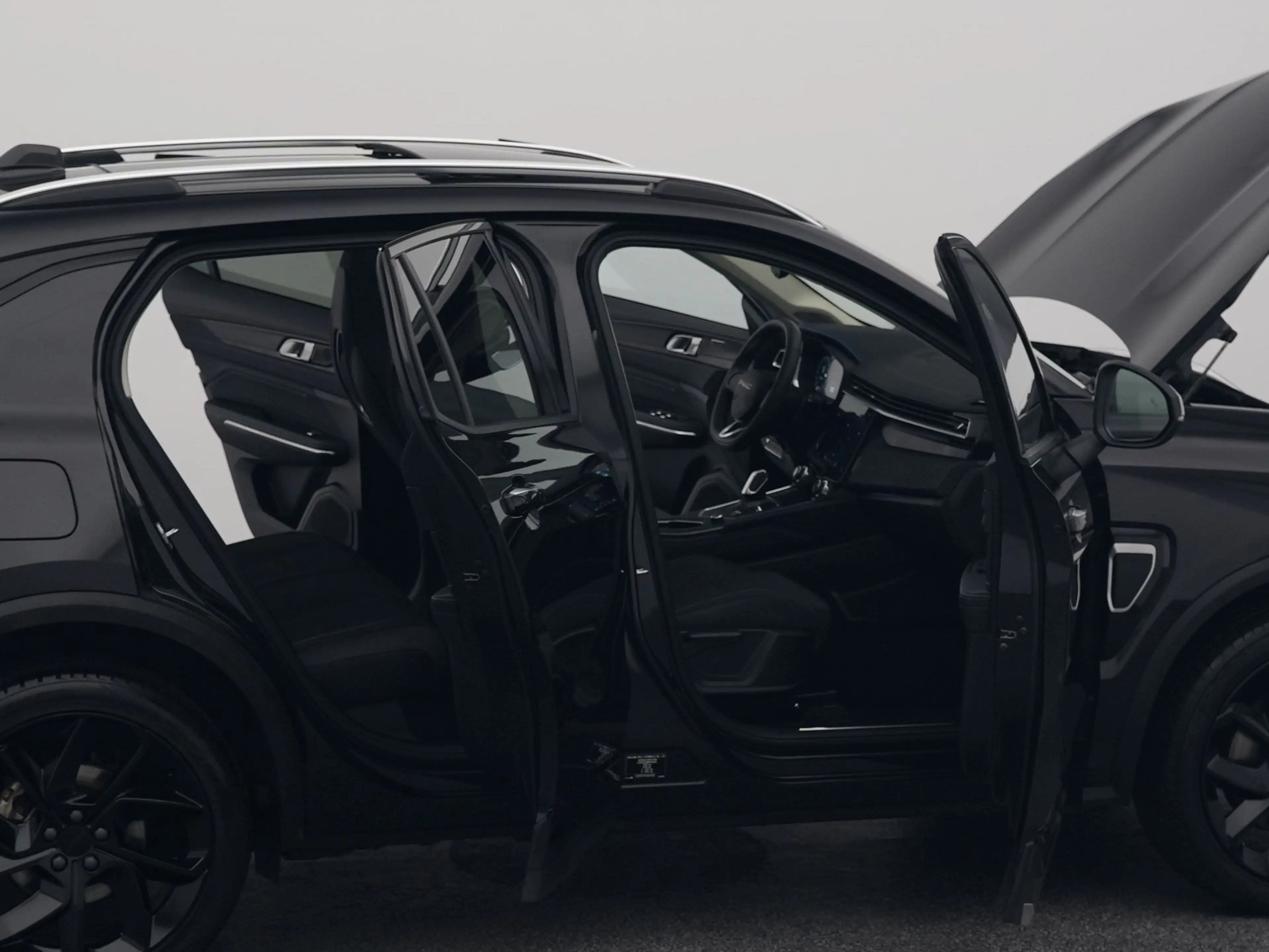 Lynk & Co 01 1.5 Plug-in Hybrid | 360° | BLACK | NLD AUTO — photo 34