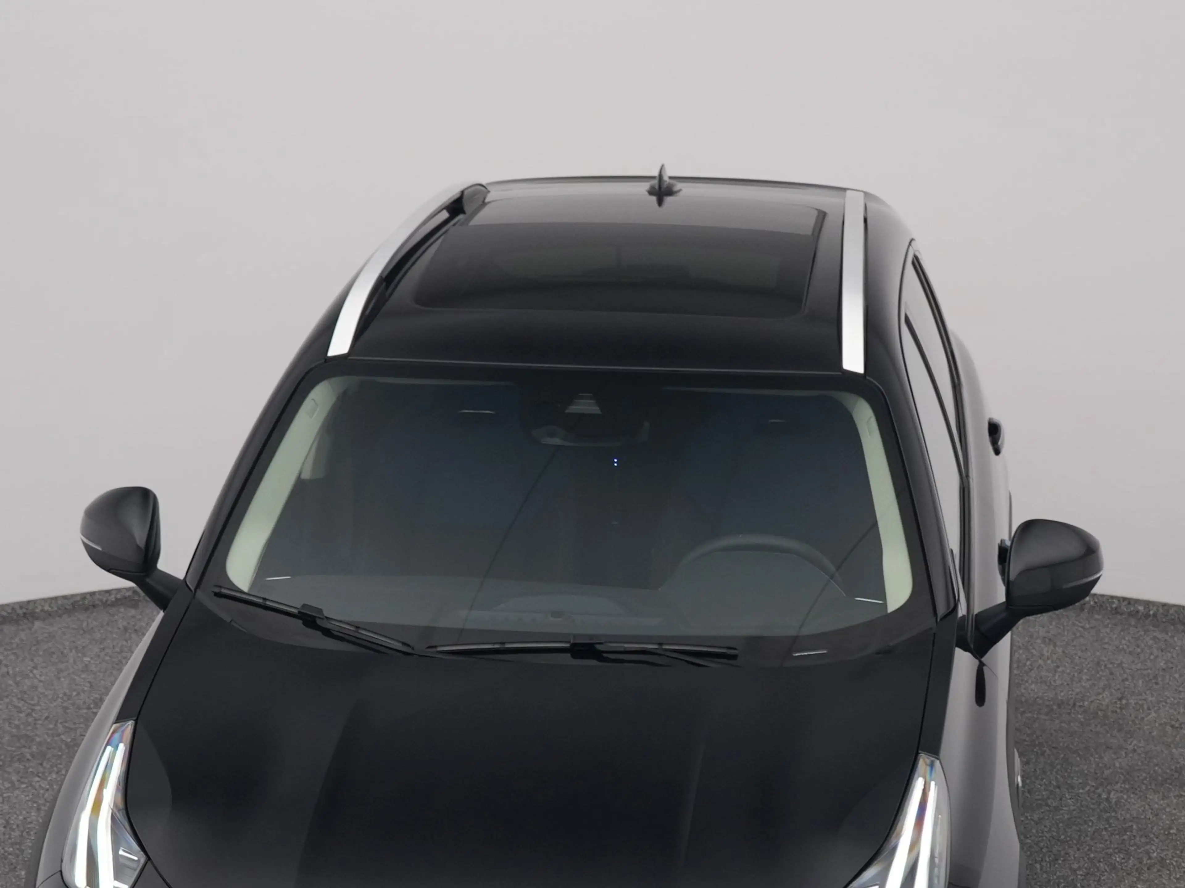 Lynk & Co 01 1.5 Plug-in Hybrid | 360° | BLACK | NLD AUTO — photo 32