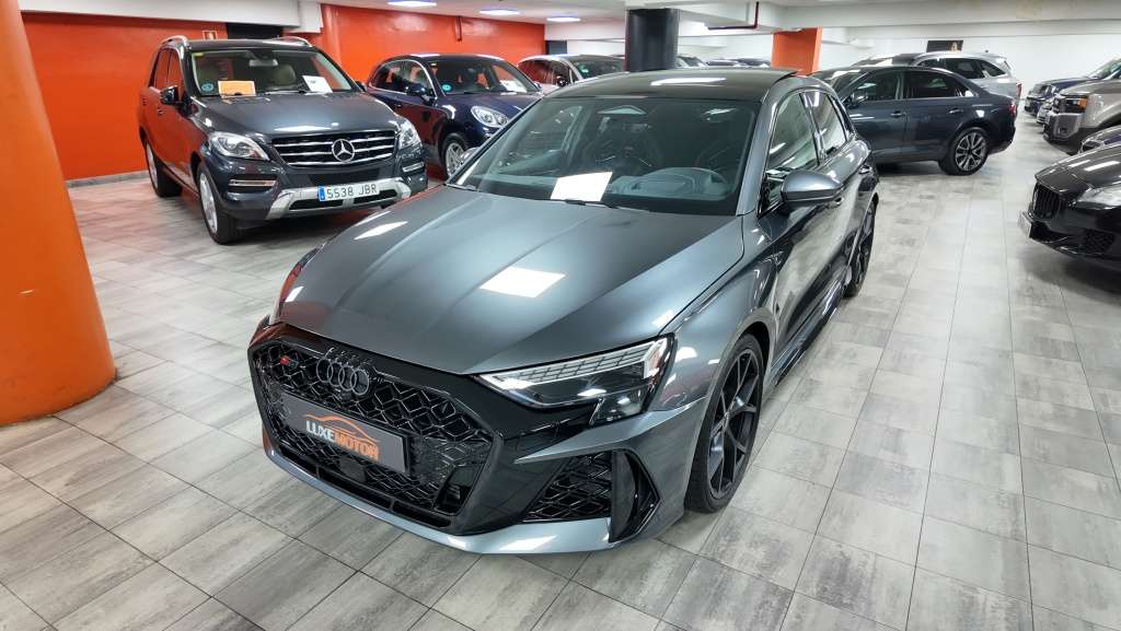 Audi RS3 Sportback quattro S tronic 294kW - foto 1