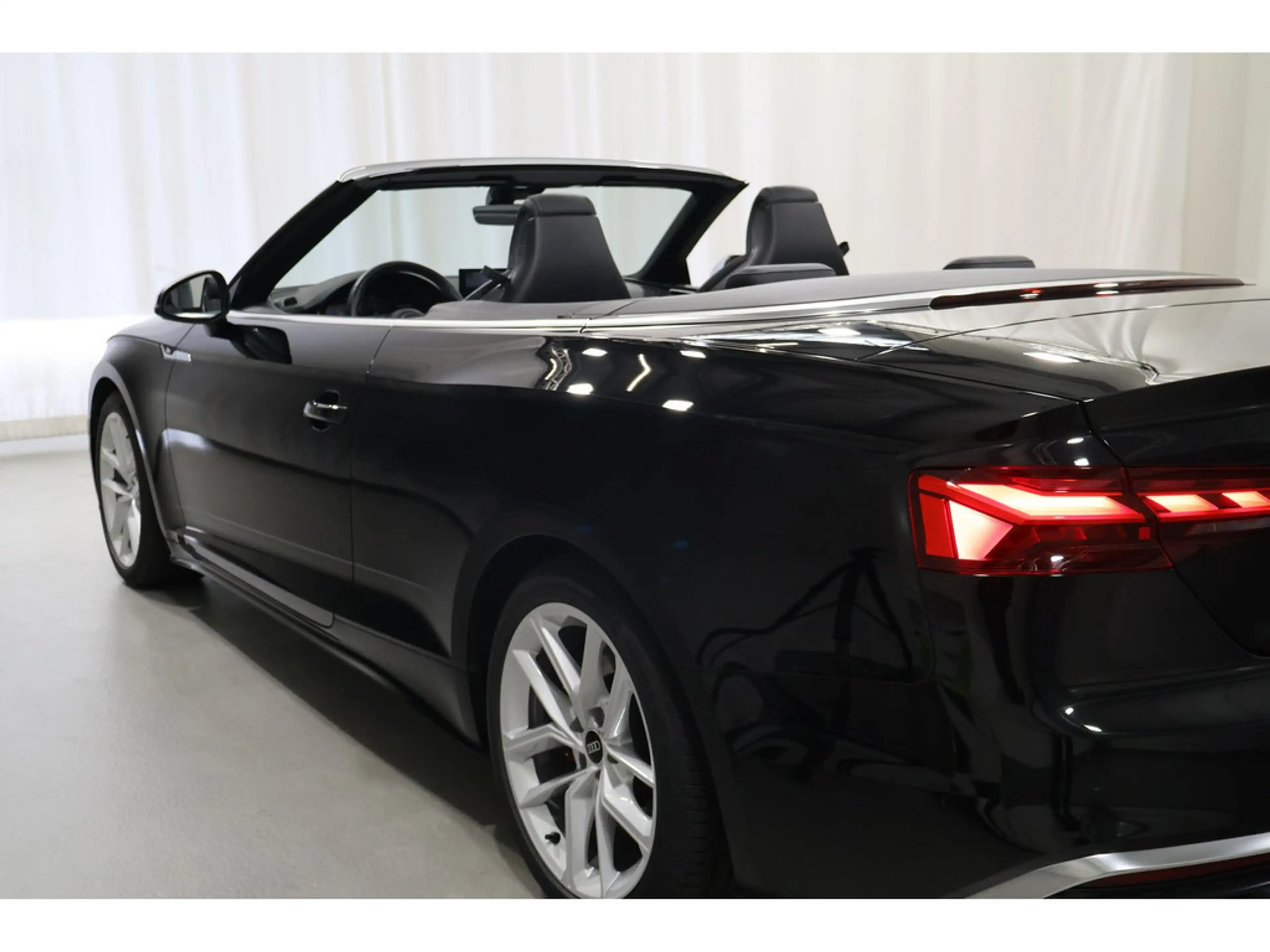 Audi S5 Cabriolet 3.0 TFSI quattro B&O*PDC*AreaView * — photo 14