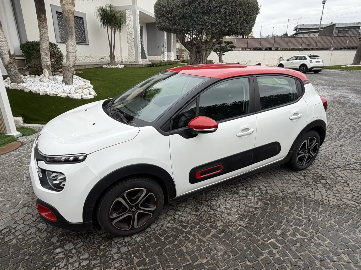 Citroen C3 C3 1.2 Benzina puretech Shine Pack Navi Camera Blanc - 1