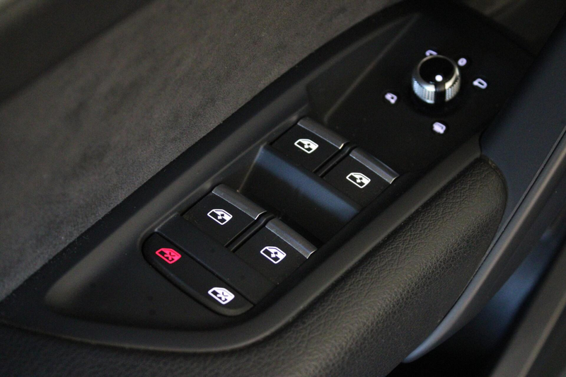 Audi Q5 50 TFSIe Quattro | S LINE | PANO | CAMERA | STOELV — photo 8
