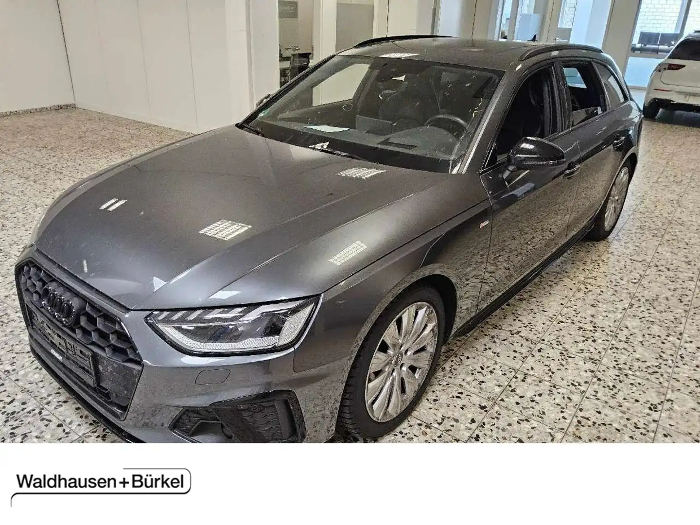 Audi A4 Avant 40 quattro TDI Avant S line Klima Navi Šedá - 1